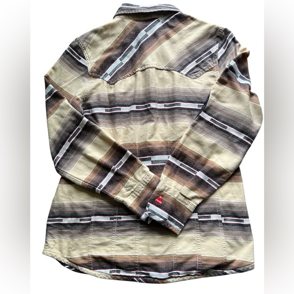 Tasha Polizzi Colt 44 Western Pearl Snap Shirt Womens Size M Cotton Aztec Stripe - Picture 2 of 5